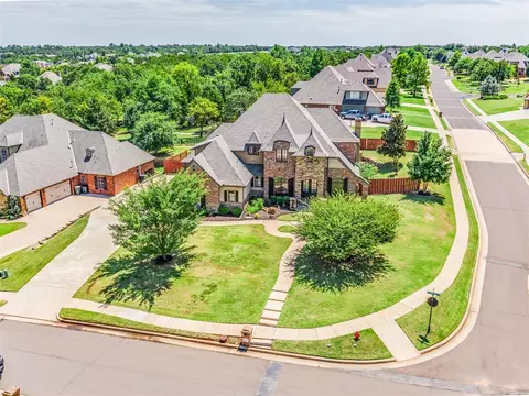3408 Dornoch Dr, Edmond, OK 73034