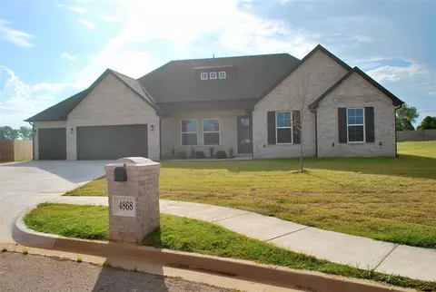 4868 Montie Cir, Tuttle, OK 73089
