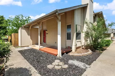 9639 Hefner Village Blvd, Oklahoma City, OK 73162