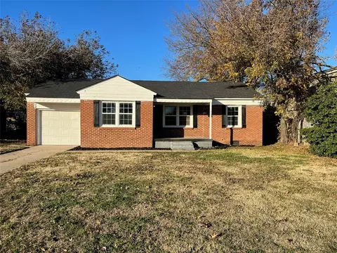 425 W Himes St, Norman, OK 73069