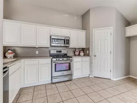 2806 Devonshire Dr, Norman, OK 73071 photo 14