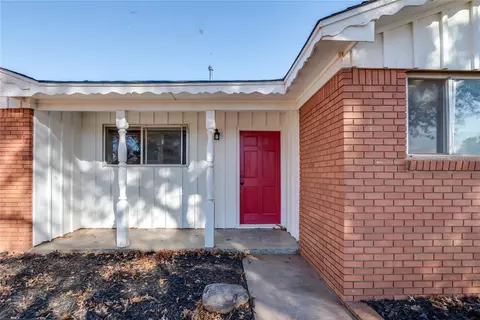 504 Skyline Dr, El Reno, OK 73036
