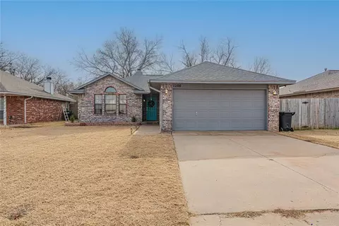 1200 NE 8th St, Moore, OK 73160