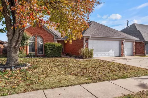 12116 Skyway Ave, Oklahoma City, OK 73162