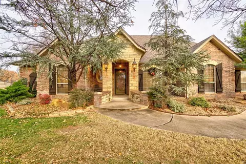 13408 Raintree Ln, Edmond, OK 73013