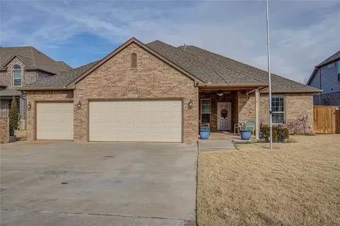 1501 Cordgrass Ct, Edmond, OK 73013