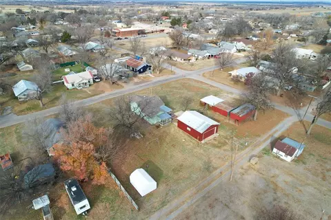 308 S Elm, Erick, OK 73645 photo 40