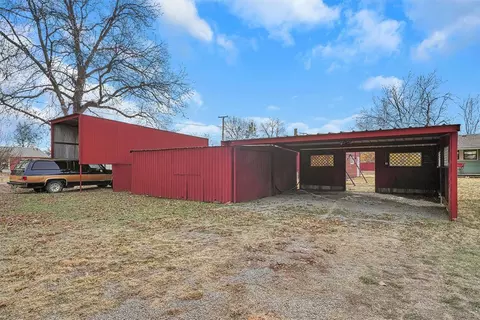 308 S Elm, Erick, OK 73645 photo 33