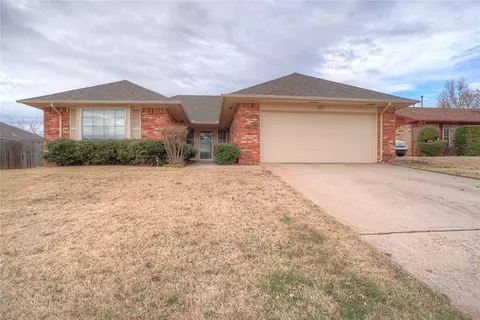 313 W Grand Teton Ct, Yukon, OK 73099