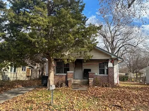 137 S Dixon St, Shawnee, OK 74801