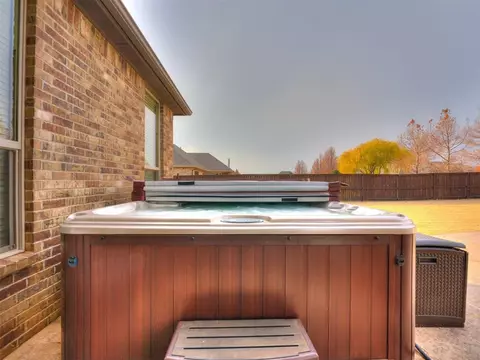 1205 Sand Plum Dr, Moore, OK 73160 photo 5