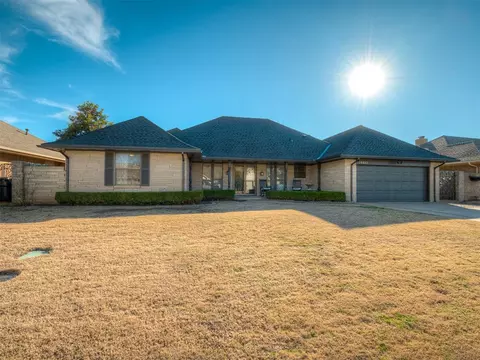 10032 Henderson Dr, Oklahoma City, OK 73139