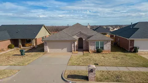 1921 E View Dr, Norman, OK 73071 photo 2