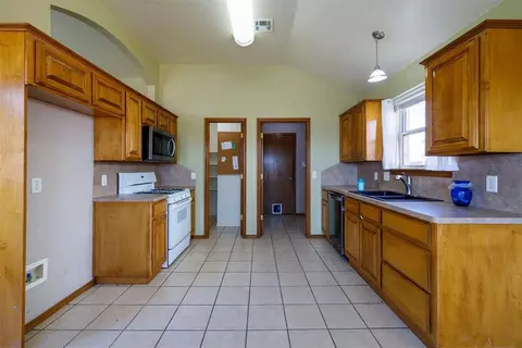 1921 E View Dr, Norman, OK 73071 photo 13