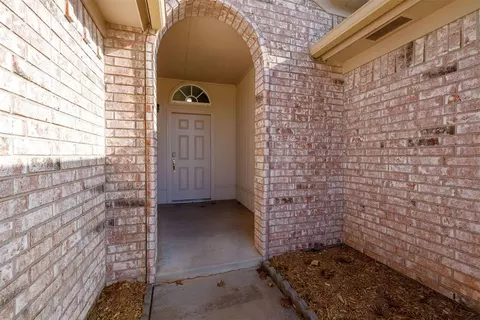1921 E View Dr, Norman, OK 73071 photo 3