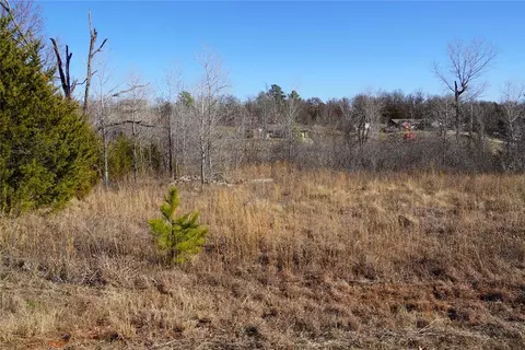 16905 Meadow Lake Cir, Newalla, OK 74857