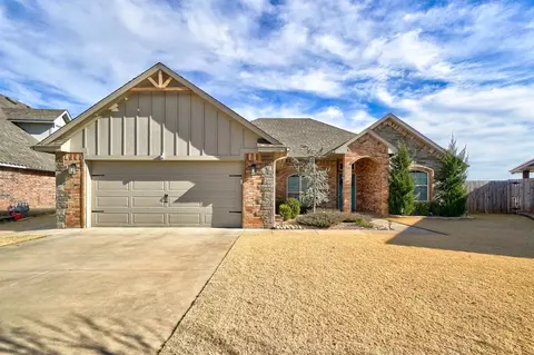 2964 NW 184th Ter, Edmond, OK 73012