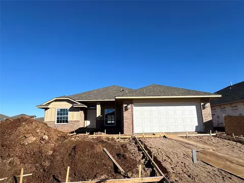 1000 Acacia Creek Dr, Yukon, OK 73099