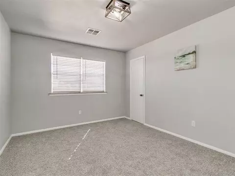 823 E Lamplighter Ct, Guthrie, OK 73044 photo 22