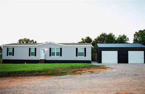 14101 Hideaway Rd, Noble, OK 73068
