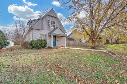 706 N Pennsylvania Ave, Mangum, OK 73554