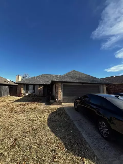 3716 Windscape Ct, Oklahoma City, OK 73179