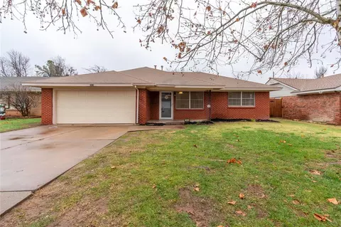 2428 Knox Dr, Del City, OK 73115