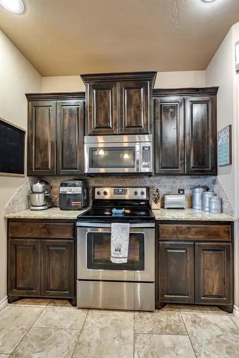 620 Baylor Rd, Ada, OK 74820 photo 11