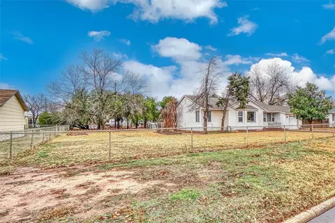 814 E Nona St, Altus, OK 73521 photo 5