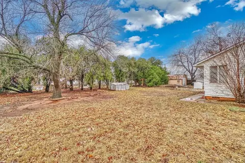 814 E Nona St, Altus, OK 73521 photo 23