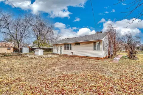814 E Nona St, Altus, OK 73521 photo 24