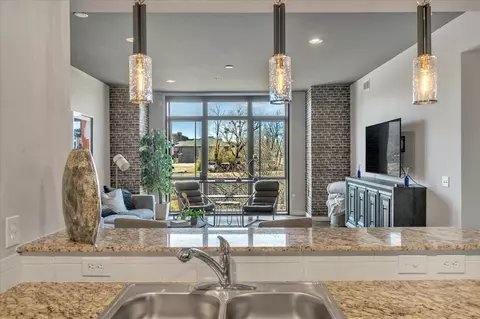401 E Boyd St #204, Norman, OK 73069 photo 11