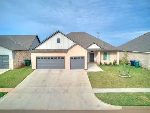 15925 Capri Ln, Edmond, OK 73013