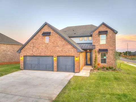 8100 Jenny Ln, Edmond, OK 73034