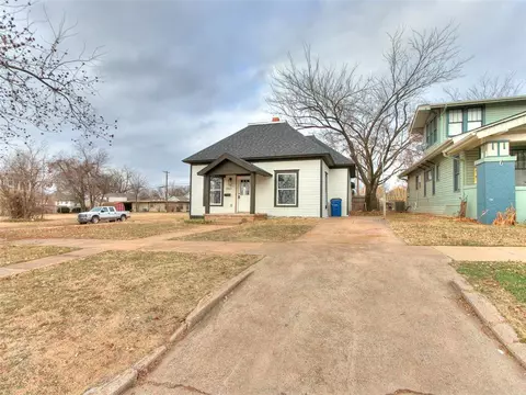 602 E Cleveland Ave, Guthrie, OK 73044