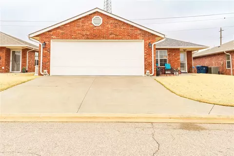309 Golden Ter, Tuttle, OK 73089 photo 2