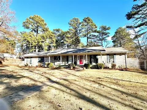 204 Lambert St, Broken Bow, OK 74728 photo 2