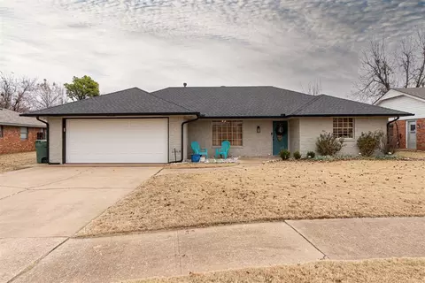 3304 Jim Robison Dr, Edmond, OK 73013