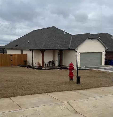 24 Timber Ln, Harrah, OK 73045