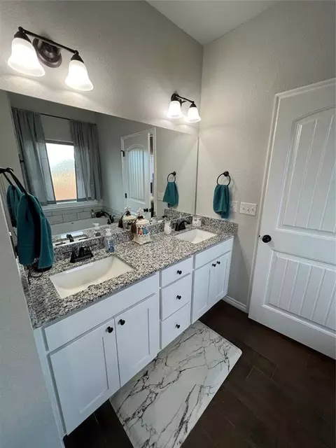 24 Timber Ln, Harrah, OK 73045 photo 8