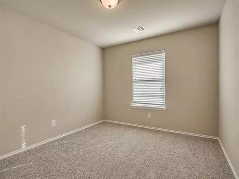 516 Manhattan Dr, Moore, OK 73160 photo 21