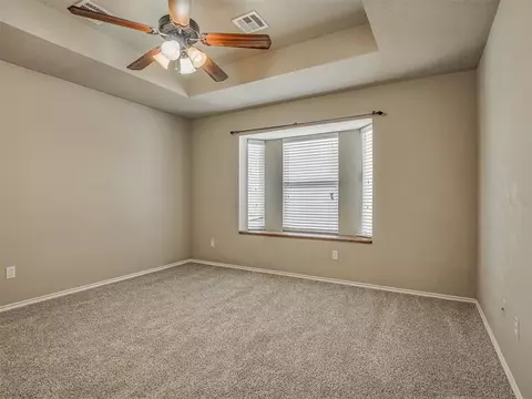 516 Manhattan Dr, Moore, OK 73160 photo 14