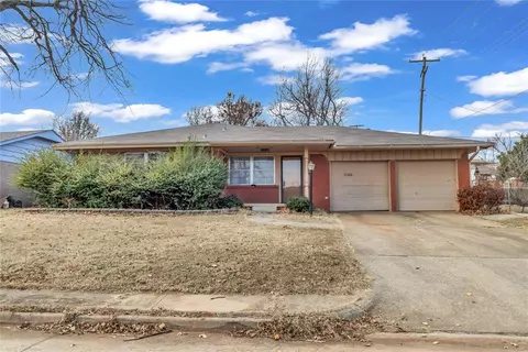 3225 Shadybrook Dr, Midwest City, OK 73110