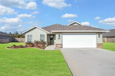 1509 Avalon Dr, Altus, OK 73521 photo 2