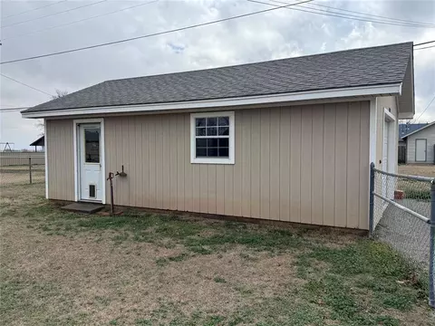 1000 E N Boundary, Sentinel, OK 73664 photo 6