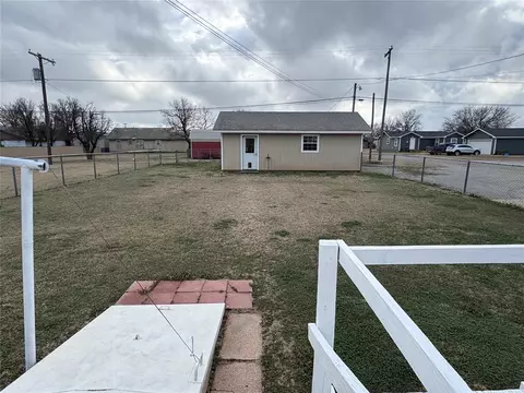1000 E N Boundary, Sentinel, OK 73664 photo 39