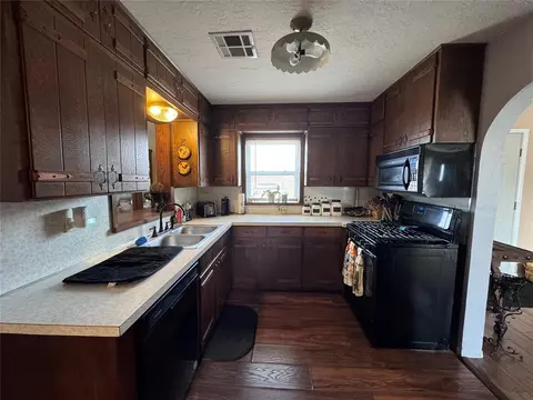 1000 E N Boundary, Sentinel, OK 73664 photo 11