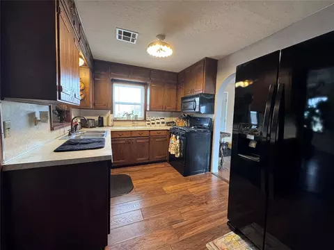 1000 E N Boundary, Sentinel, OK 73664 photo 8