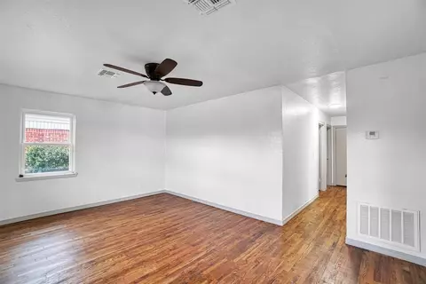 1013 Coe St, Altus, OK 73521 photo 8