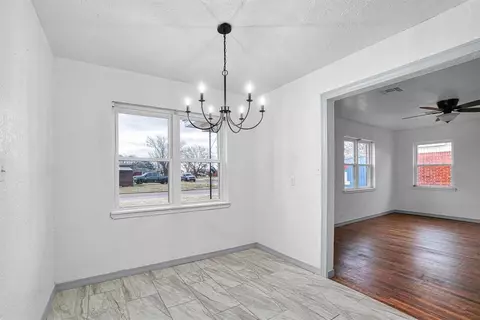 1013 Coe St, Altus, OK 73521 photo 10